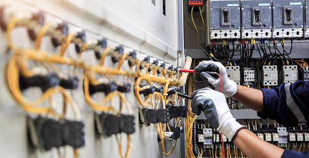 Professional Electrician technician working in Randolph, WI